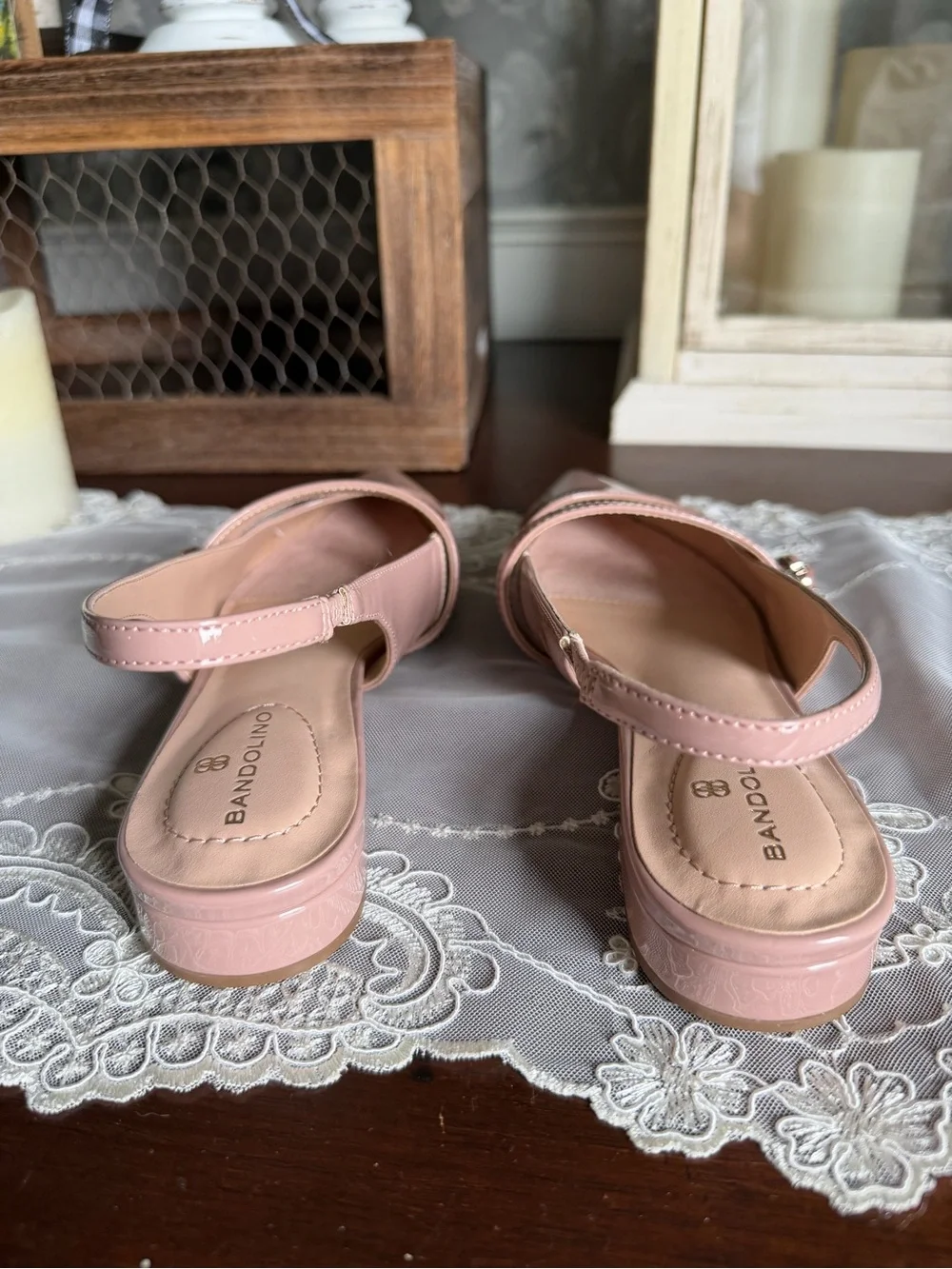 NWOT Bandolino blush Rose Patent Leather Pointed Sling Back Maryjane Flats sz 6.